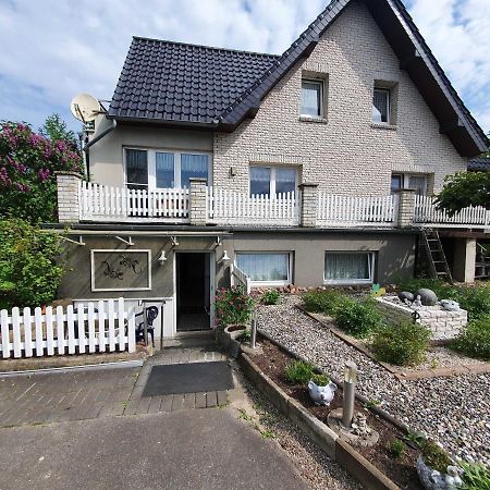 Ferienwohnung Sonnenschein Sagard Exterior photo